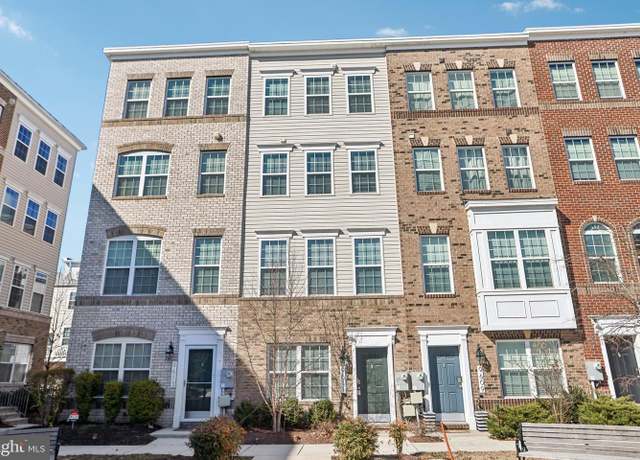 Property at 9611 Weshire Dr, Upper Marlboro, MD 20774, 3 beds, 3.5 baths