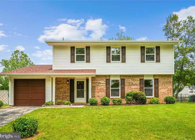 Property at 728 Narrowleaf Dr, Upper Marlboro, MD 20774, 5 beds, 3.5 baths