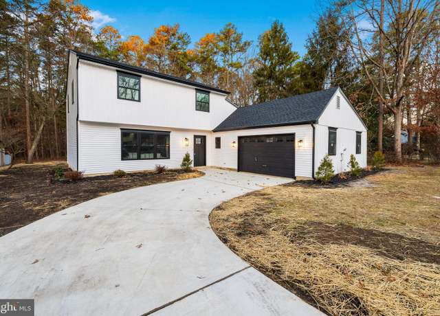 Property at 15 Fletcher Blvd, Sicklerville, NJ 08081, 3 beds, 2.5 baths