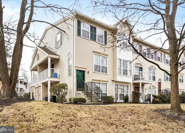Property at 49 Versailles Ct, Hamilton, NJ 08619, 2 beds, 2.5 baths