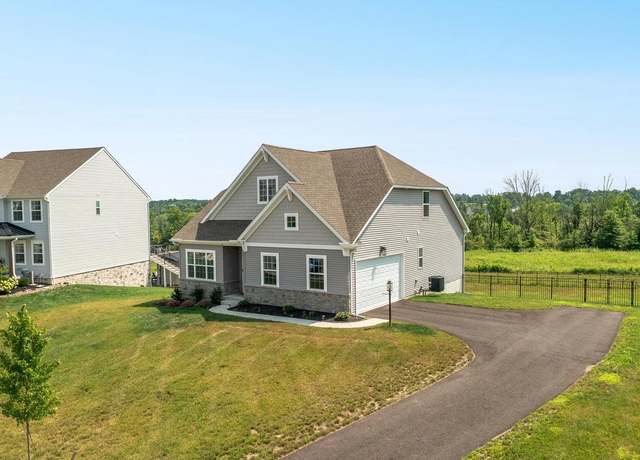 Property at 1844 Enclave Dr, Quakertown, PA 18951, 3 beds, 2.5 baths
