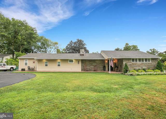 Property at 938 Ashton Rd, Bensalem, PA 19020, 3 beds, 2 baths