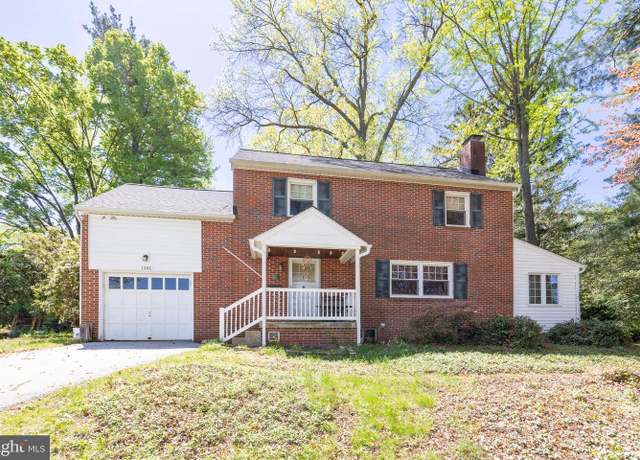 Property at 1326 Walnut St, Coatesville, PA 19320, 3 beds, 1.5 baths