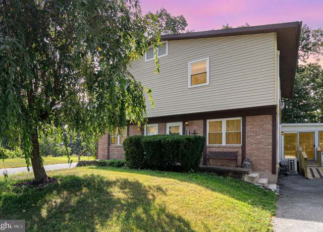 Property at 7951 Jefferson St, Hummelstown, PA 17036, 3 beds, 1.5 baths