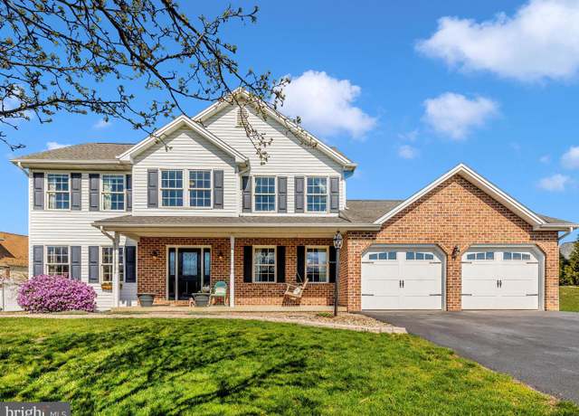 Property at 1557 Lorraine Ln #67, Chambersburg, PA 17202, 4 beds, 2.5 baths