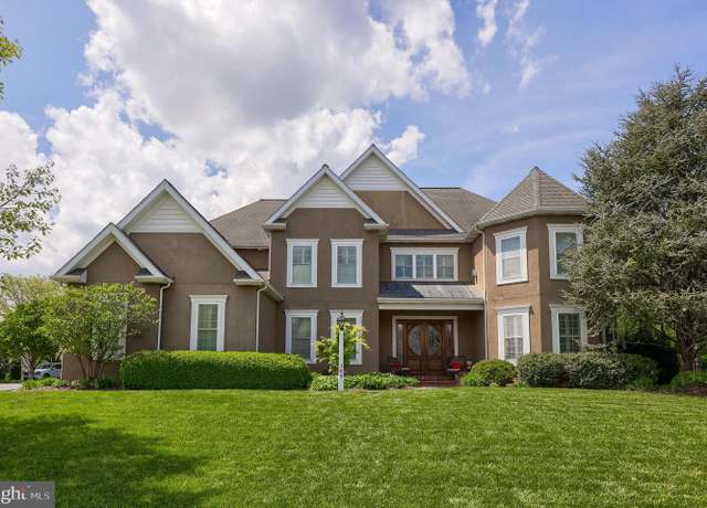 Property at 389 Wheatfield Dr, Lititz, PA 17543, 5 beds, 4.5 baths