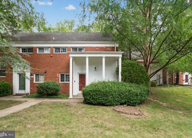 Property at 1661 Preston Rd, Alexandria, VA 22302, 2 beds, 1 bath