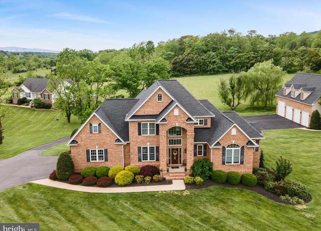 Property at 220 Anna Margaret Dr, Winchester, VA 22602, 4 beds, 4 baths