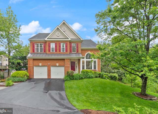 Property at 5881 Linden Creek Ct, Centreville, VA 20120, 6 beds, 4.5 baths