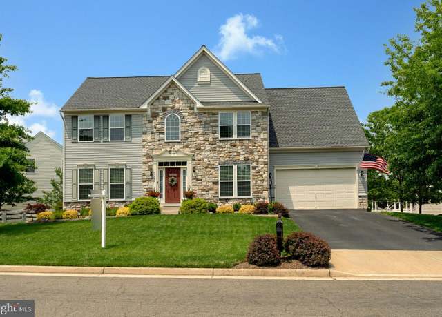 Property at 41566 Bostonian Pl, Aldie, VA 20105, 5 beds, 3.5 baths