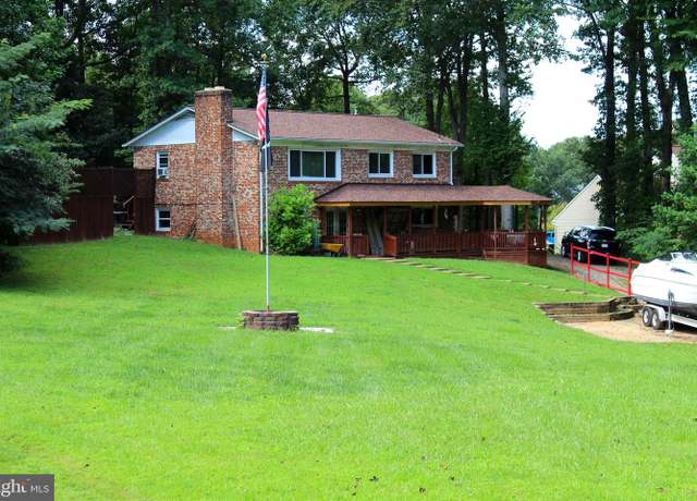 Property at 15090 Jonah Cove Pl, Woodbridge, VA 22193, 5 beds, 2.5 baths