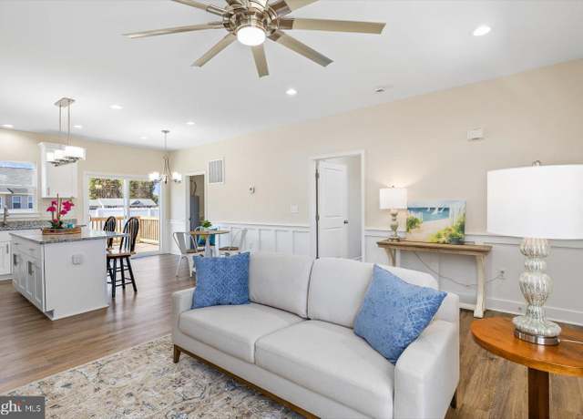 Property at 823 Royal Way, Montross, VA 22520, 3 beds, 2 baths