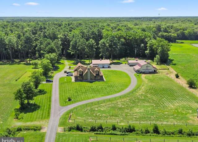 Property at 3692 Mud Ml, Camden Wyoming, DE 19934, 5 beds, 5 baths