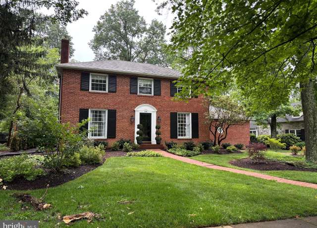 Property at 108 Country Club Dr, Wilmington, DE 19803, 4 beds, 3.5 baths