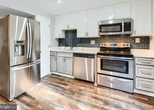 Property at 8505 Castlemill Cir, Nottingham, MD 21236, 3 beds, 2.5 baths
