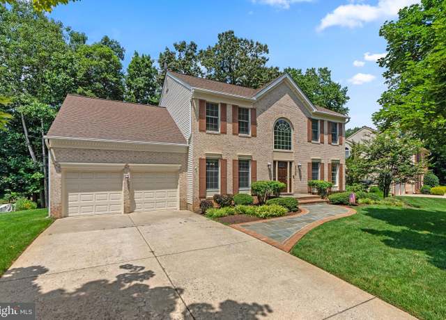 Property at 8008 Lions Crest Way, Gaithersburg, MD 20879, 4 beds, 3 baths