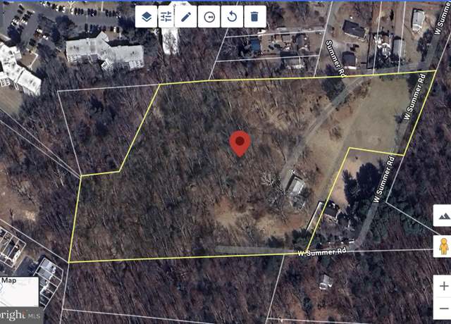 Property at 4401 W Summer Rd, Suitland, MD 20746