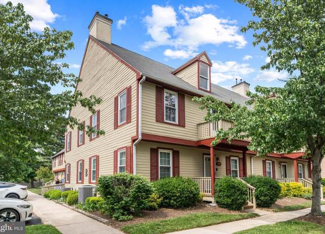 Property at 759 Westfield Dr, Cinnaminson, NJ 08077, 2 beds, 2 baths