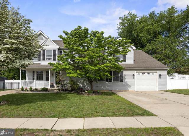 Property at 109 Johnson Ave, Oaklyn, NJ 08107, 5 beds, 3 baths