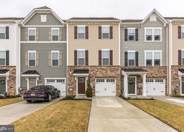 Property at 117 Roundstone Run, Swedesboro, NJ 08085, 3 beds, 2.5 baths