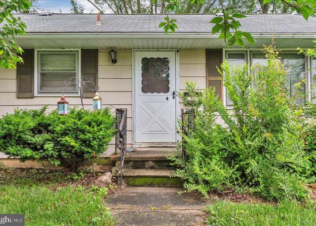 Property at 4 Charles Pl, Pennsville, NJ 08070, 3 beds, 1 bath