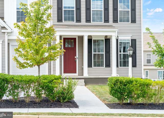 Property at 1275 Ashton Rd, Mechanicsburg, PA 17055, 5 beds, 2.5 baths