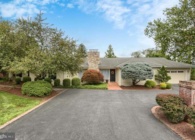 Property at 2840 Sunset Dr, Camp Hill, PA 17011, 4 beds, 3.5 baths