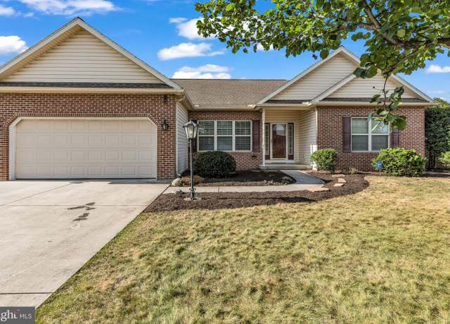 Property at 4 Over Vw, Carlisle, PA 17013, 4 beds, 2.5 baths