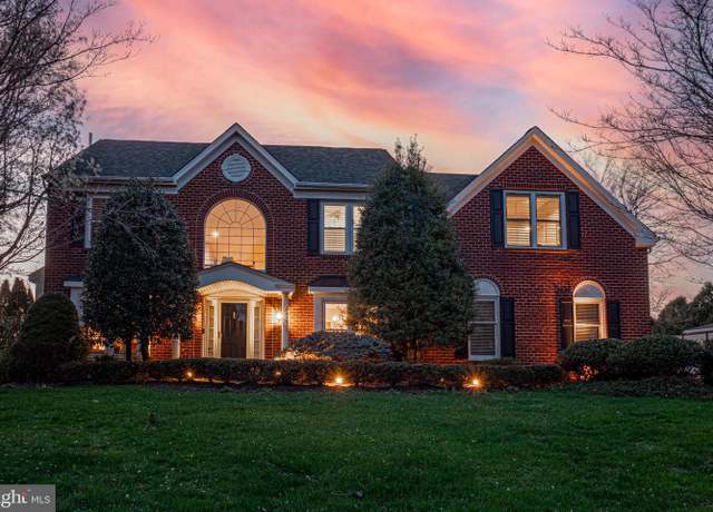 Property at 1400 E Woodbank Way, West Chester, PA 19380, 4 beds, 2.5 baths