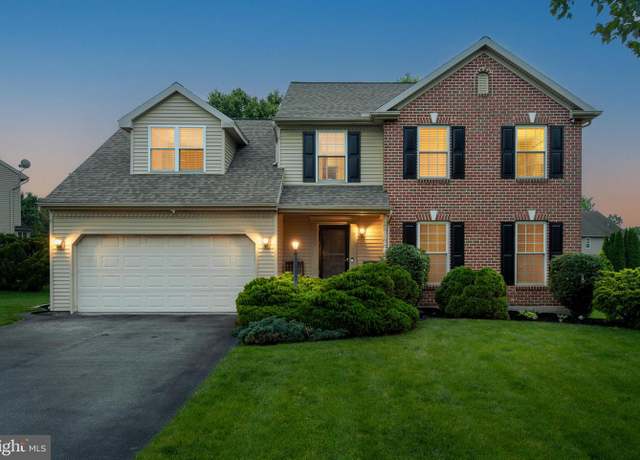 Property at 40 Oak Knoll Cir, Lebanon, PA 17042, 4 beds, 2.5 baths