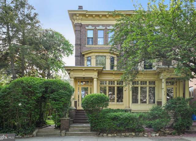 Property at 526 S 46th St, Philadelphia, PA 19143, 6 beds, 3 baths