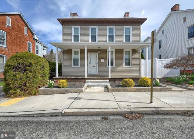 Property at 236 Locust St, Hanover, PA 17331, 3 beds, 2 baths