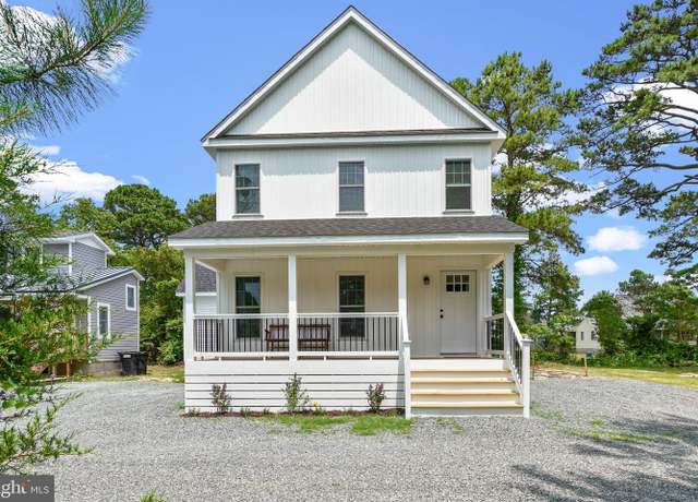 Property at 5421 & 5423 Deep Hole Rd, Chincoteague Island, VA 23336, 5 beds, 4.5 baths