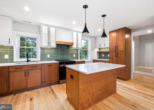 Property at 3373 S Stafford St Unit B2, Arlington, VA 22206, 2 beds, 2 baths
