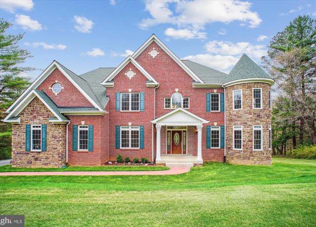 Property at 1130 Riva Ridge Dr, Great Falls, VA 22066, 4 beds, 4.5 baths