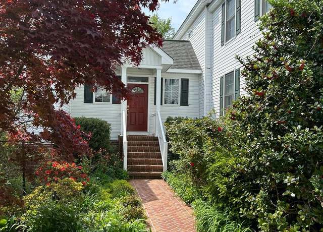 Property at 8936 Lady Ln, Hayes, VA 23072, 4 beds, 3 baths