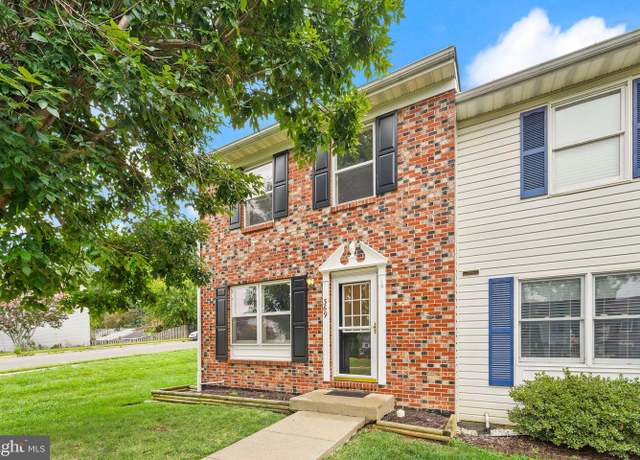 Property at 369 Nansemond St SE, Leesburg, VA 20175, 4 beds, 3.5 baths