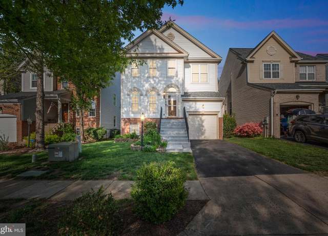 Property at 8785 Partridge Run Way, Bristow, VA 20136, 4 beds, 3.5 baths