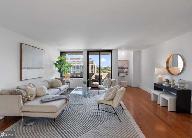Property at 240 M St SW Unit E715, Washington, DC 20024, 2 beds, 1 bath