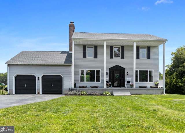 Property at 993 Blackbird Landing Rd, Townsend, DE 19734, 4 beds, 2.5 baths