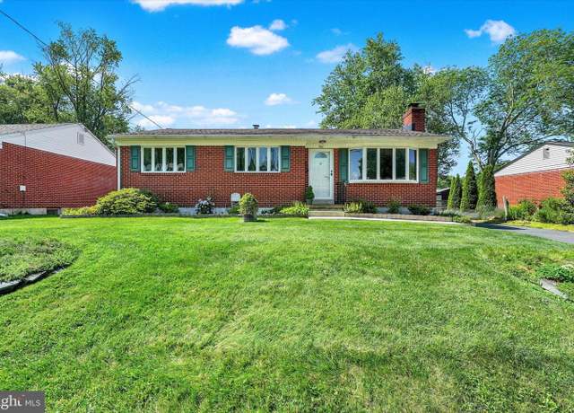 Property at 907 Rahway Dr, Newark, DE 19711, 3 beds, 1.5 baths