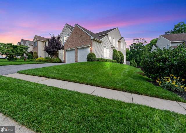 Property at 322 S Waterford Ln, Wilmington, DE 19808, 3 beds, 2.5 baths
