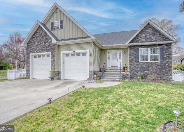 Property at 18860 Munchy Branch Rd, Rehoboth Beach, DE 19971, 3 beds, 2.5 baths