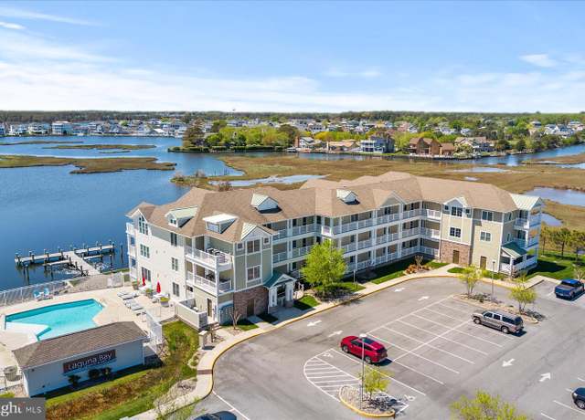 Property at 37286 Lighthouse Rd #110, Selbyville, DE 19975, 3 beds, 2.5 baths