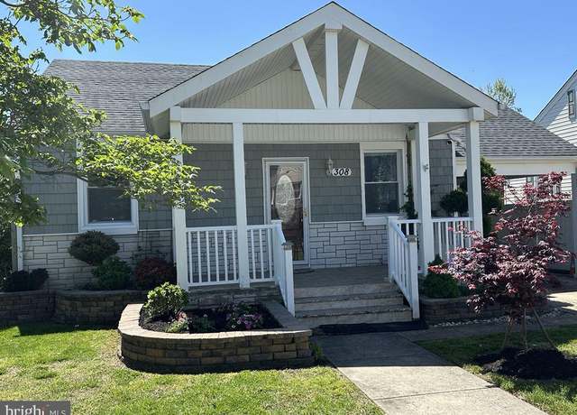 Property at 308 Pinewood Rd, Baltimore, MD 21222, 3 beds, 3 baths