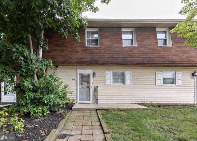 Property at 109 La Cascata Tnhs, Clementon, NJ 08021, 3 beds, 2 baths