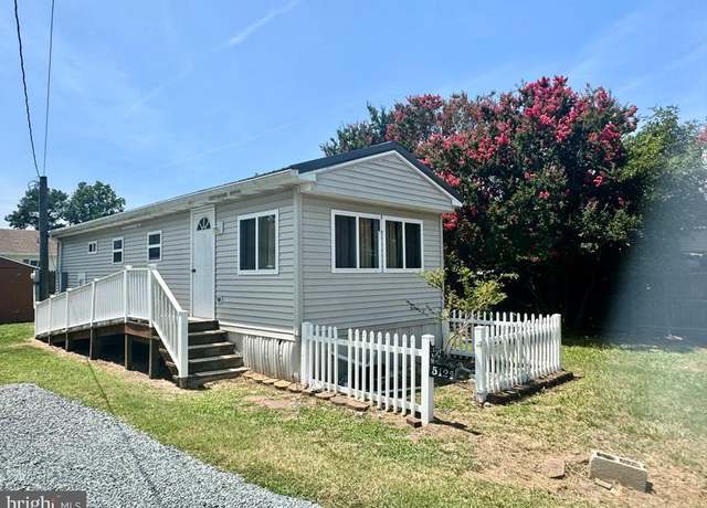Property at 5122 Serenity Ln, Chincoteague Island, VA 23336, 2 beds, 1 bath