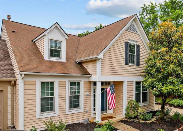 Property at 20464 Walsheid Ter, Ashburn, VA 20147, 3 beds, 2.5 baths