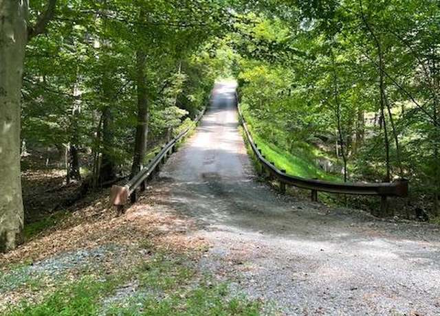 Property at 13673 Taylorstown Rd, Leesburg, VA 20176