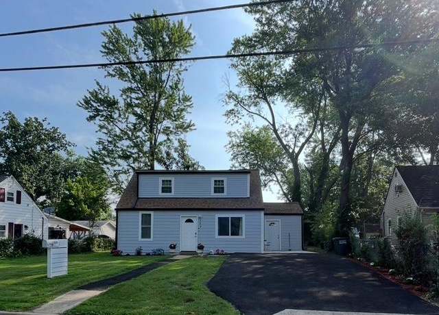 Property at 109 Scott Dr, Manassas Park, VA 20111, 4 beds, 2 baths